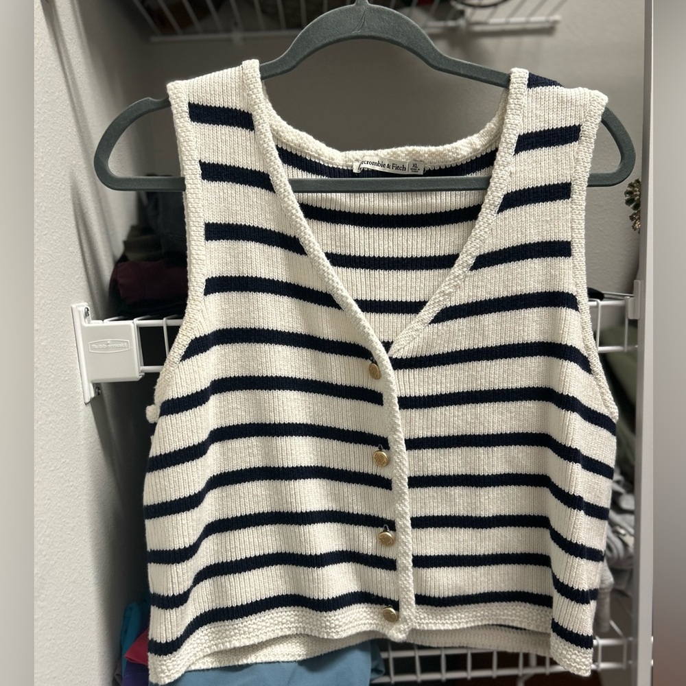 A&F striped sweater vest with gold buttons